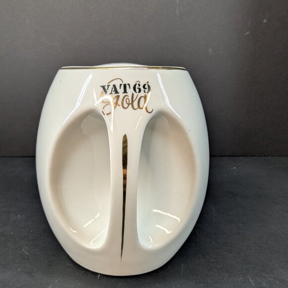 Vat 69 Gold Classic Light Scotch Whisky White Advertising Pub Jug Water Jug - Picture 3 of 6